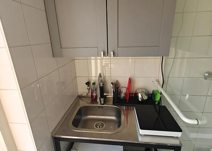 Eastern בית הארחה