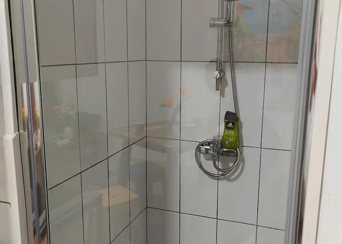 Eastern בית הארחה *